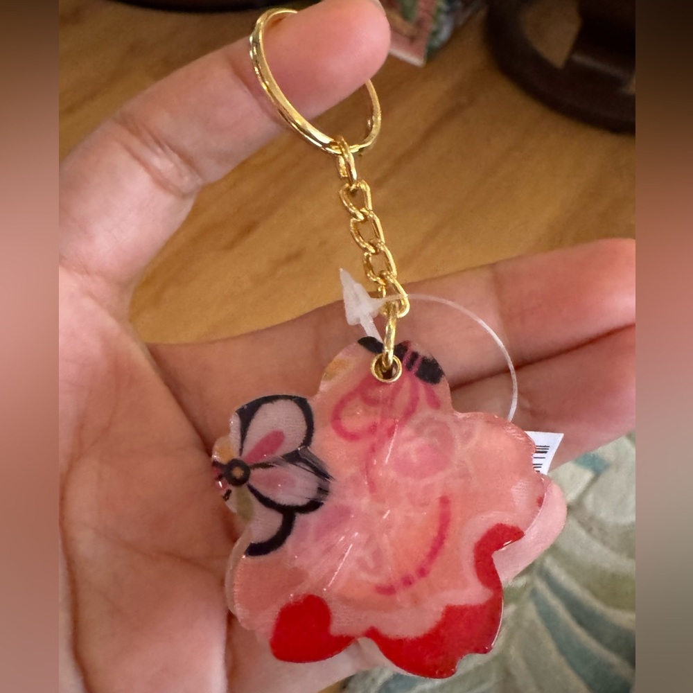 Sakura Flower KeyChain - Picture 2 of 4